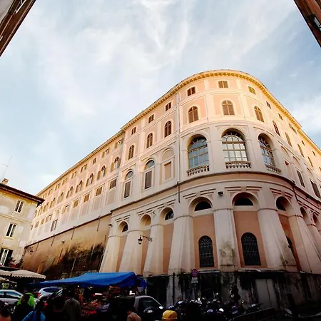 Citiesreference - Trevi Two Bedroom