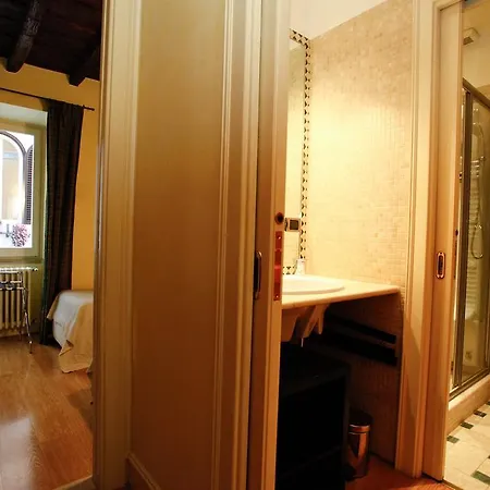 Citiesreference - Trevi Two Bedroom Daire Roma